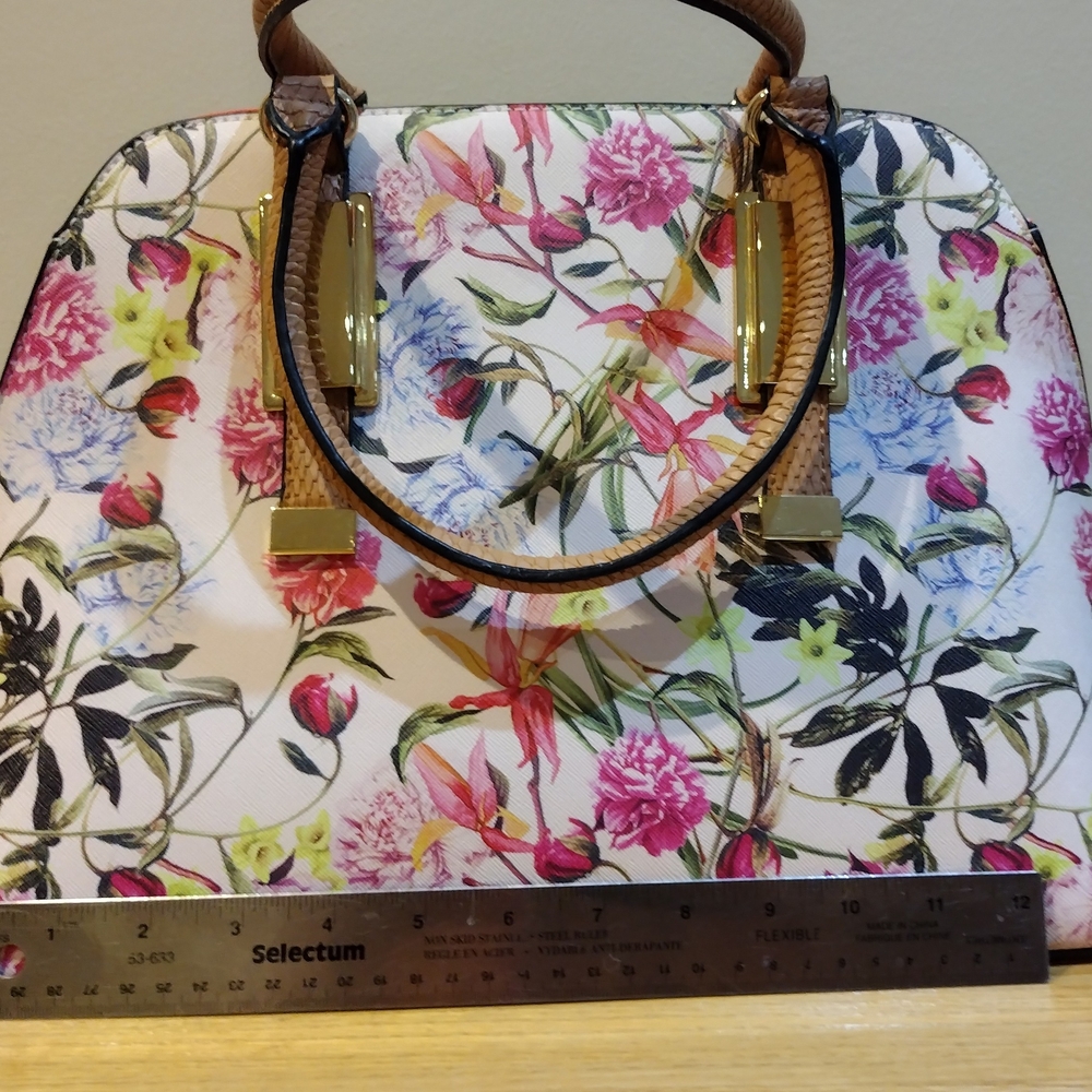 ALDO Floral Printed Women Bag. - Picture 5 of 10
